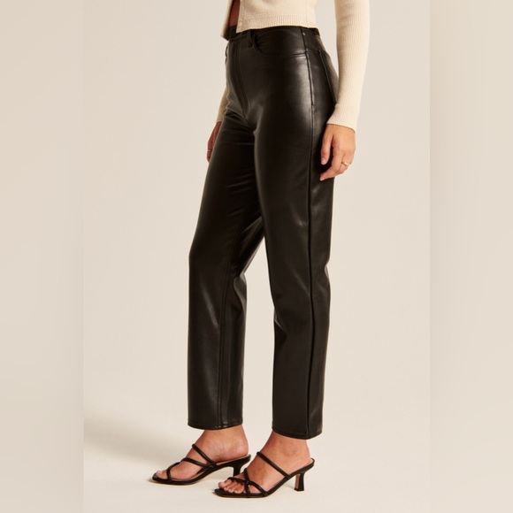 ABERCROMBIE & FITCH Vegan Leather Ultra High Rise Curve Love Ankle Pant in Black - Picture 2 of 9